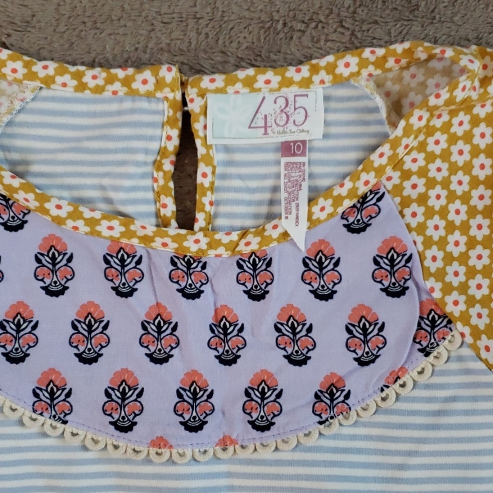 Girl's Matlida Jane knot top Y10 -worn once